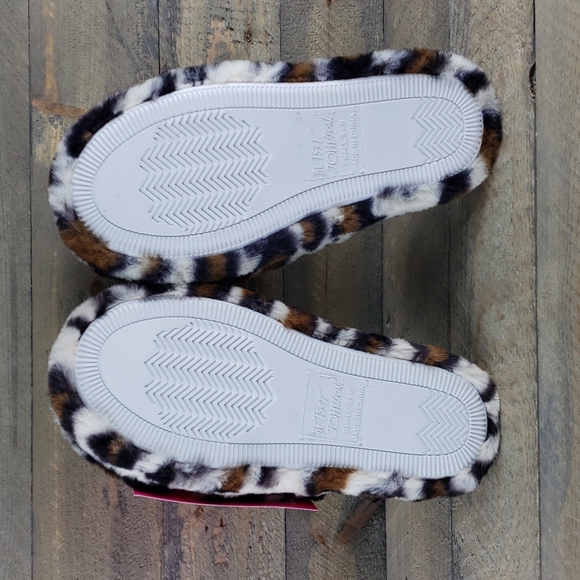 Betsy Johnson Faux Fur Sherpa Scuff Slippers Leopard Pink Heart NEW - Picture 7 of 8